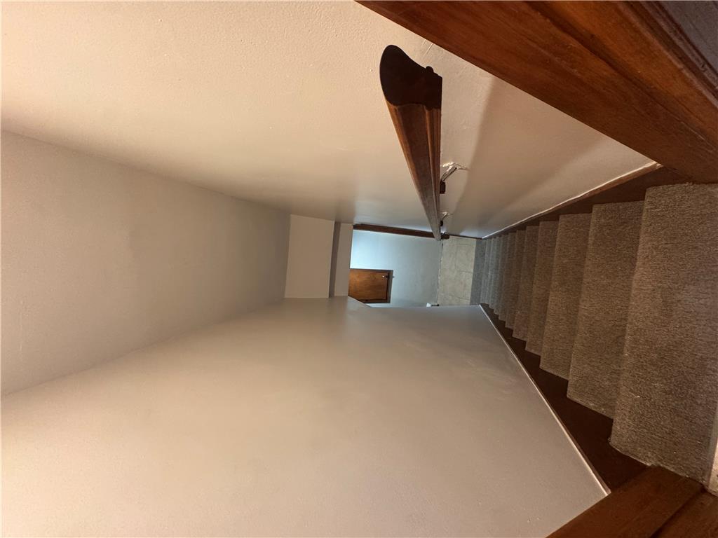1044 Fullerton Avenue Property Photo 21