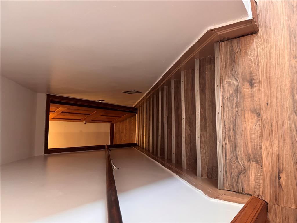 1044 Fullerton Avenue Property Photo 22