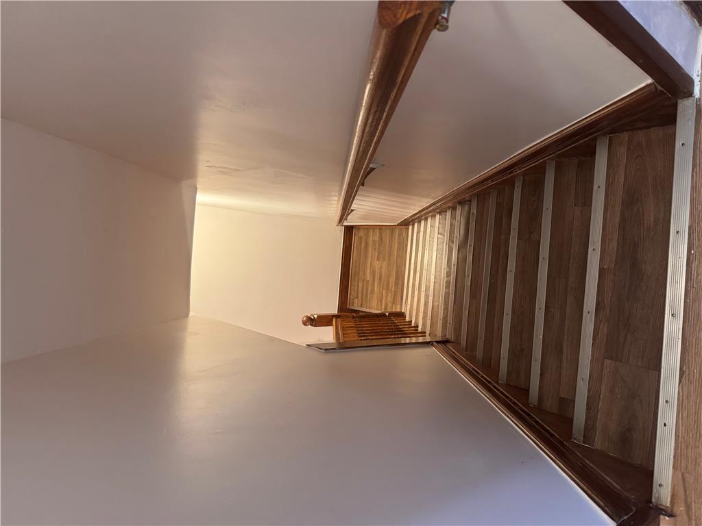 1044 Fullerton Avenue Property Photo 23