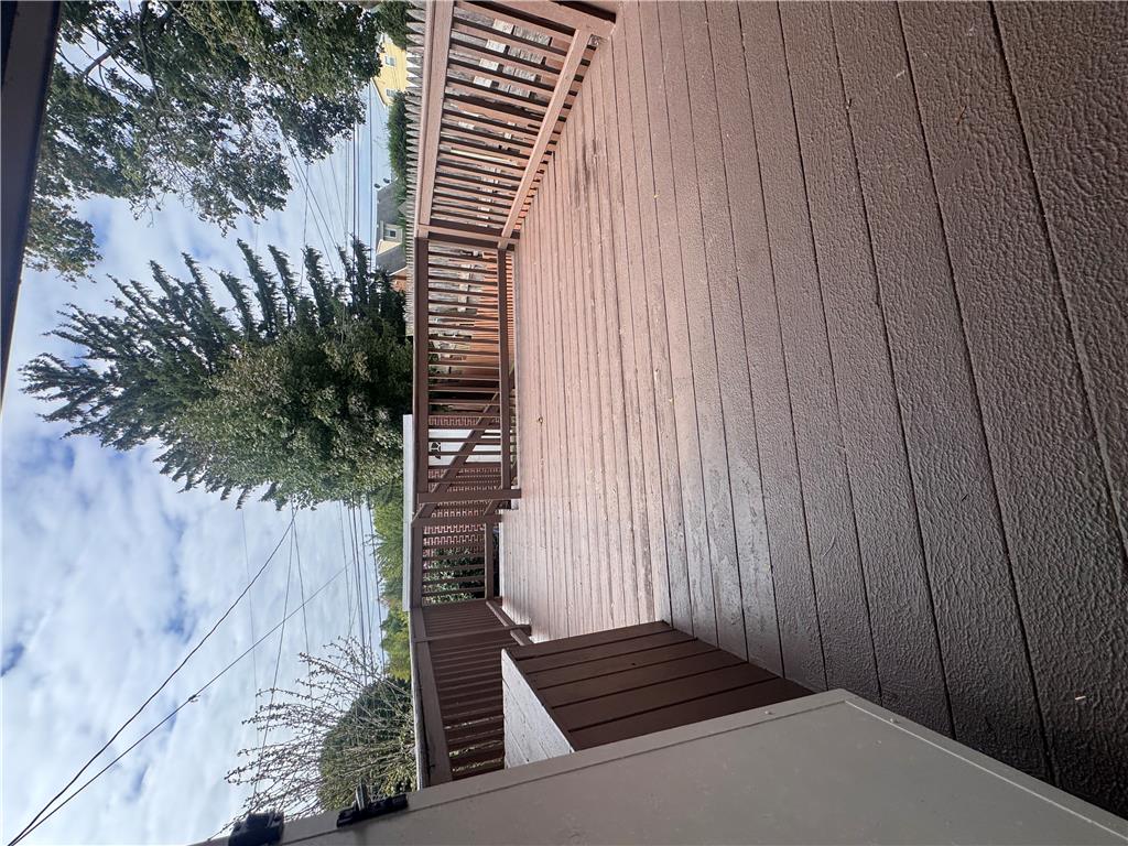 1044 Fullerton Avenue Property Photo 27