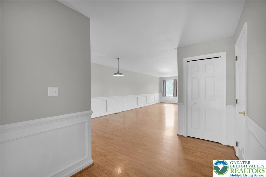 5477 Grace Avenue Property Photo 11