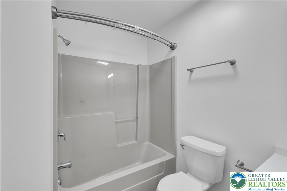 5477 Grace Avenue Property Photo 25