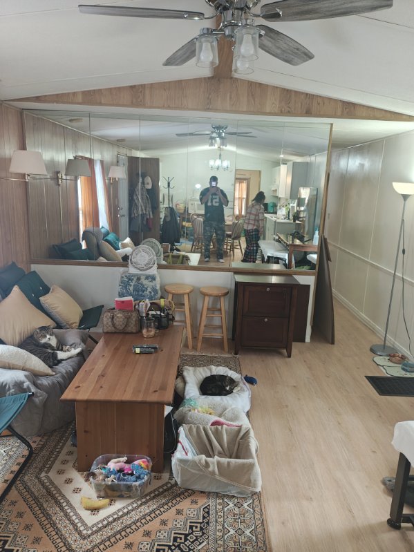 26 Smoke Signal Property Photo 21