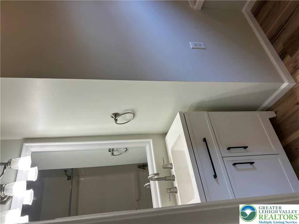 3013 Delaware Drive 1 Property Photo 5