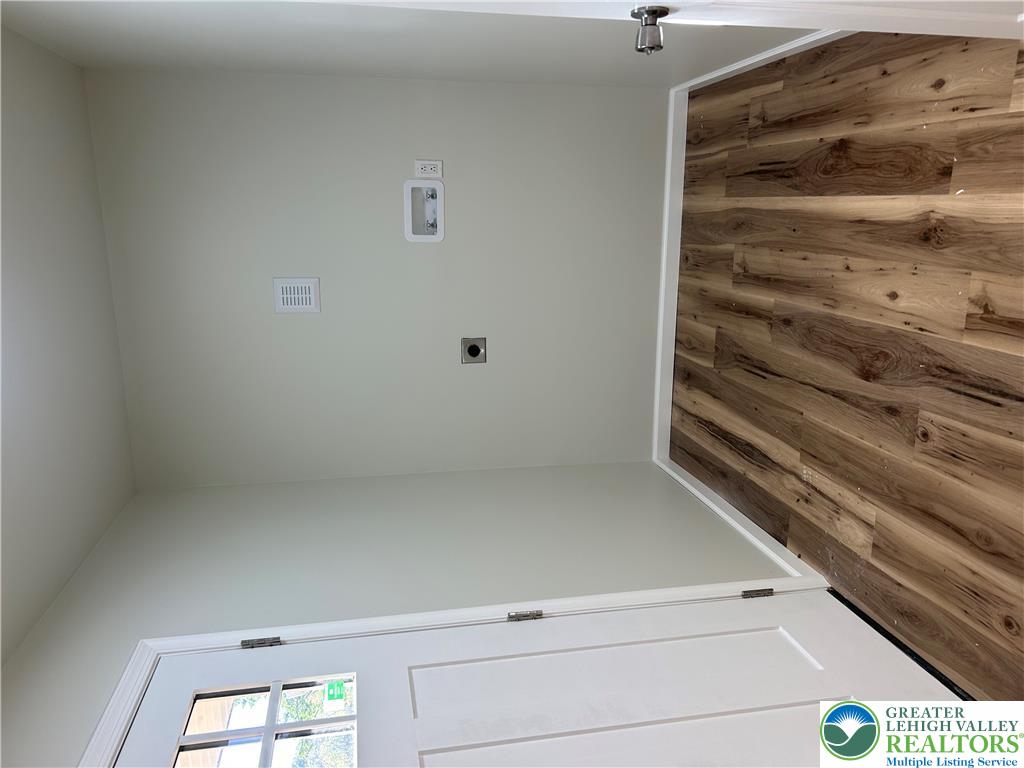 3013 Delaware Drive 1 Property Photo 11