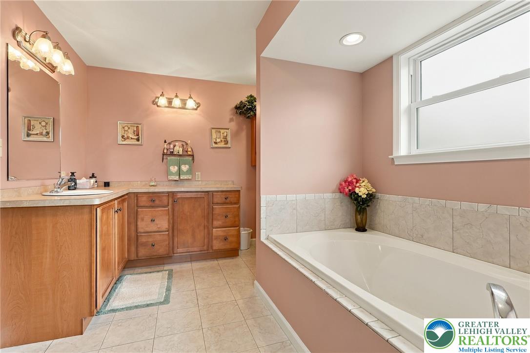 8943 Slateville Road Property Photo 8