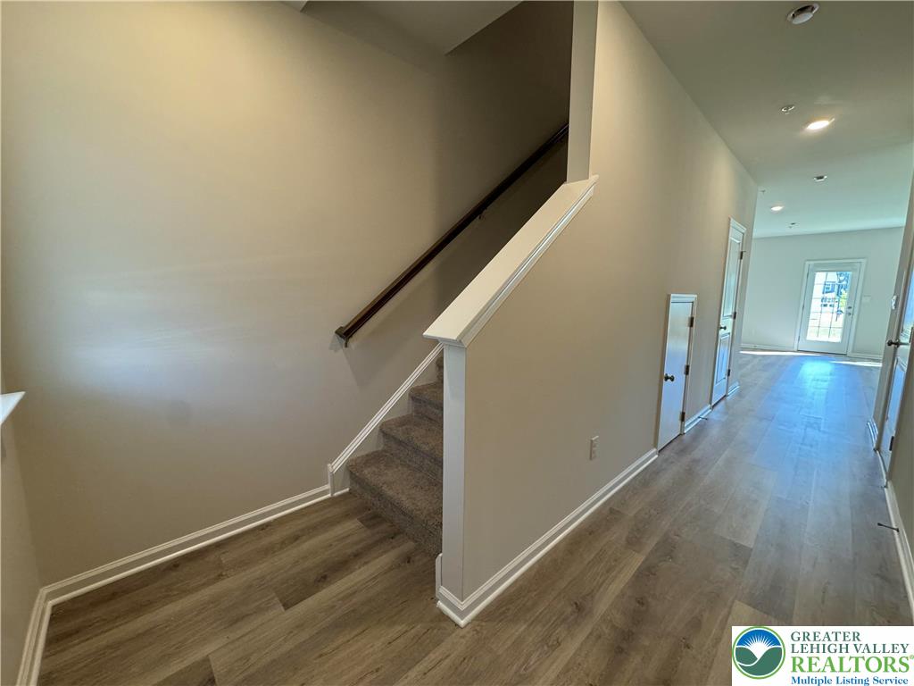 1201 Martin Road Property Photo 3