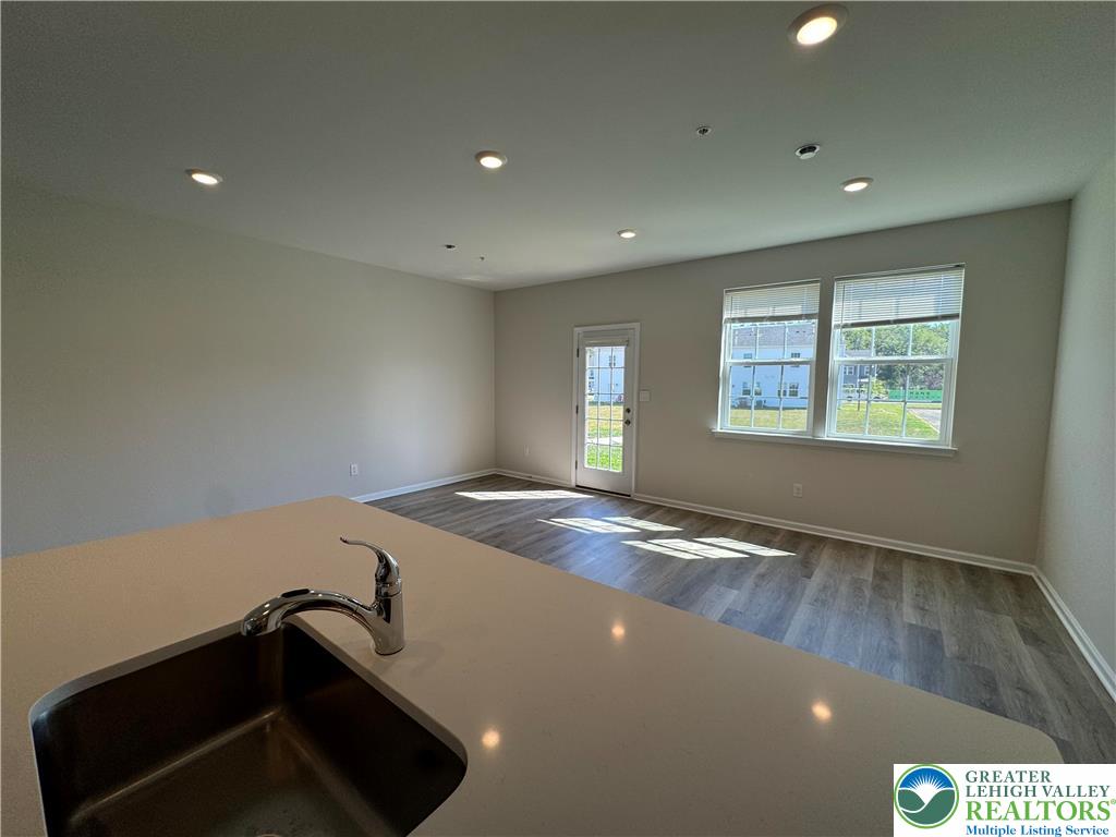 1201 Martin Road Property Photo 8