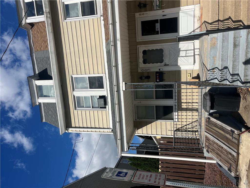663 Spring Garden Street Property Photo 1