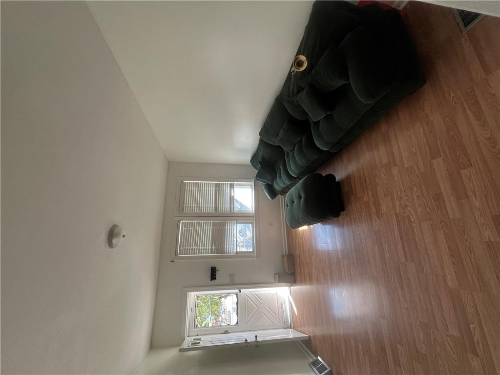 663 Spring Garden Street Property Photo 9