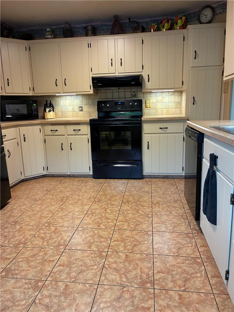 4683 Steven Lane Property Photo 16