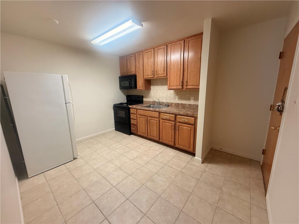 1018 East Hamilton Street S4 Property Photo 2