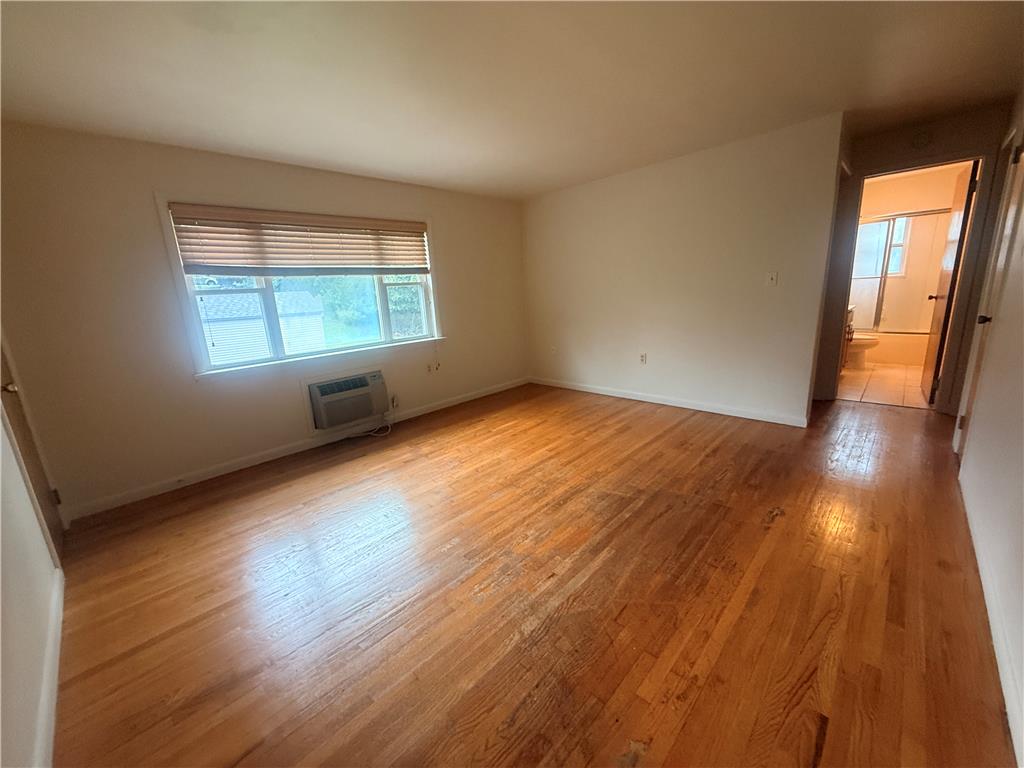 1018 East Hamilton Street S4 Property Photo 3