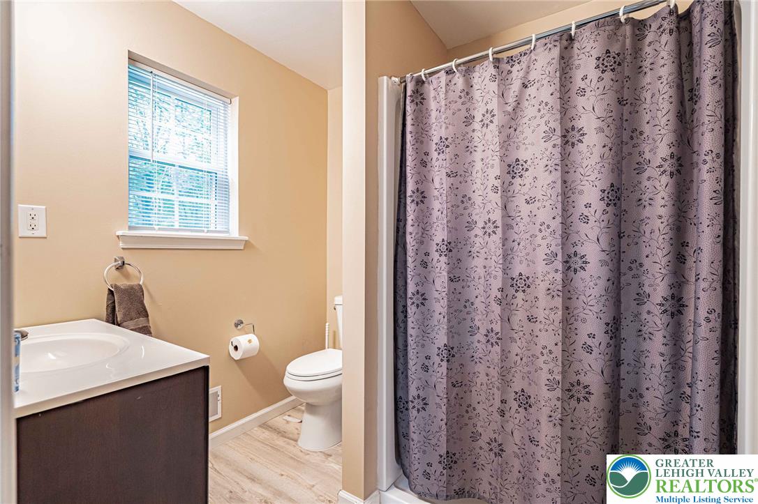 159 Winding Way Property Photo 12