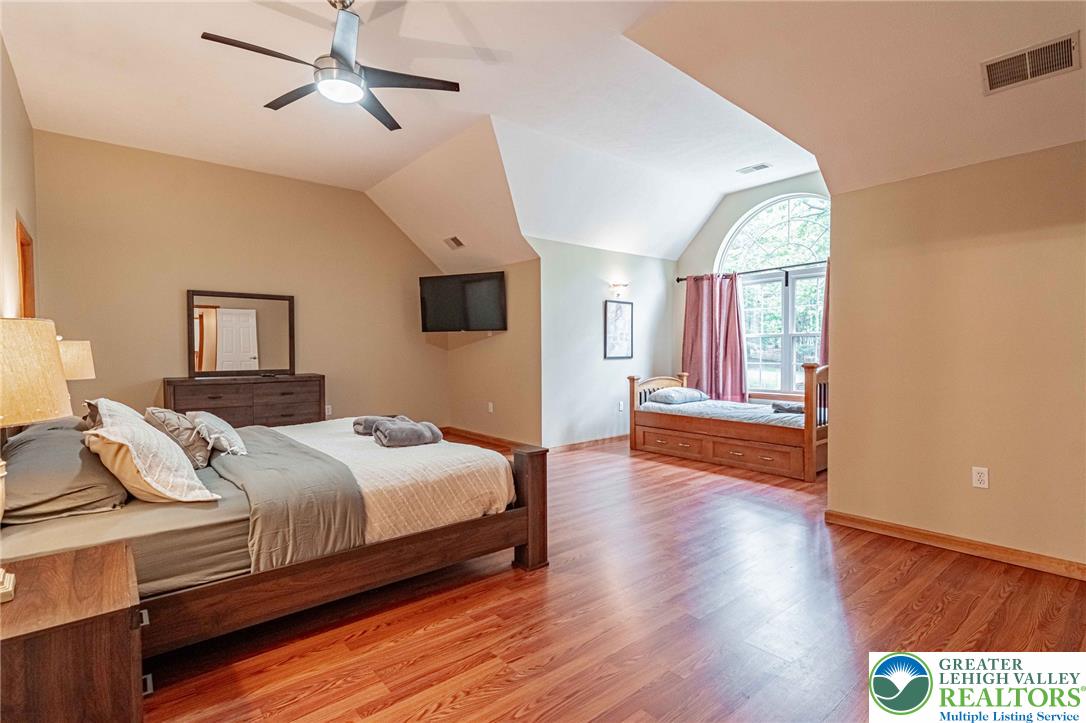 159 Winding Way Property Photo 19