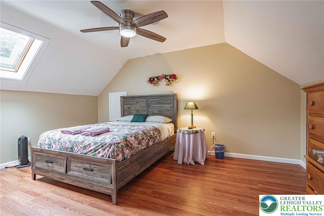 159 Winding Way Property Photo 37