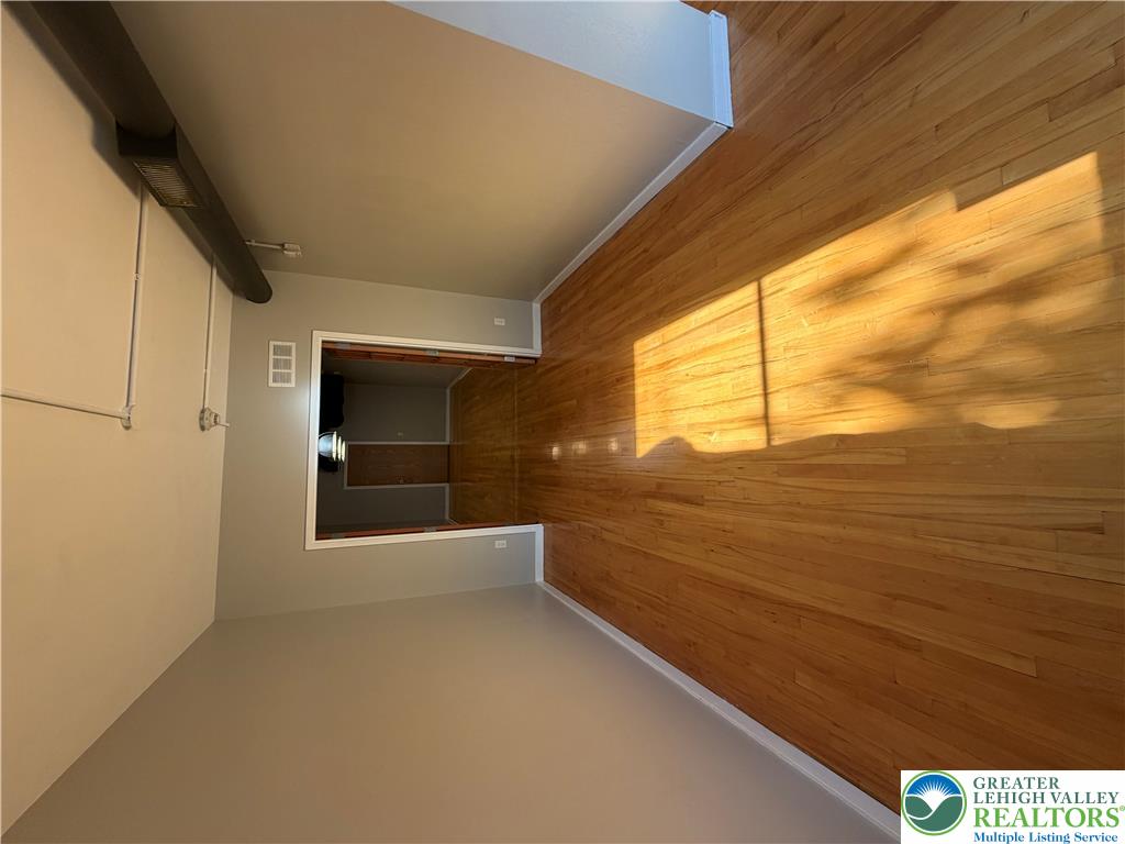 187 Main Street 200 Property Photo 14