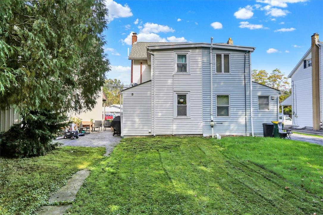 134 Penn Avenue Property Photo 5