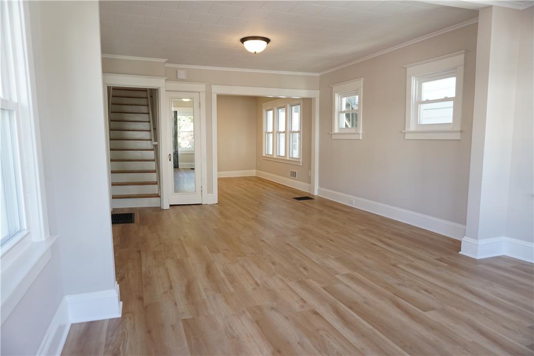 2342 Forest Street Property Photo 6