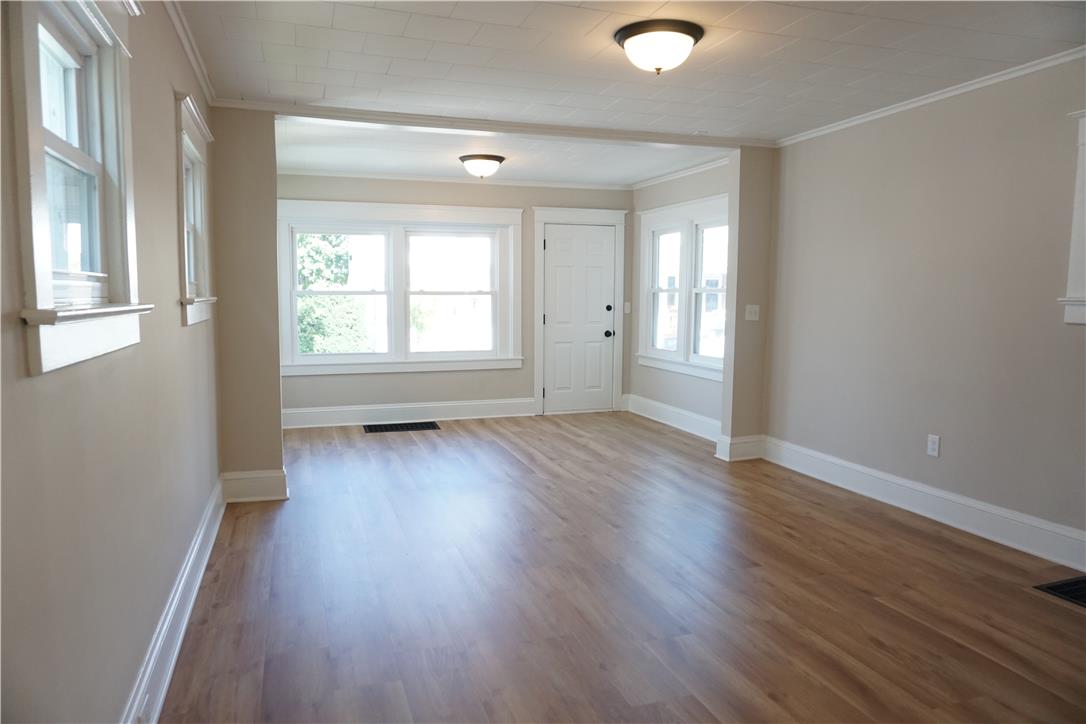 2342 Forest Street Property Photo 7
