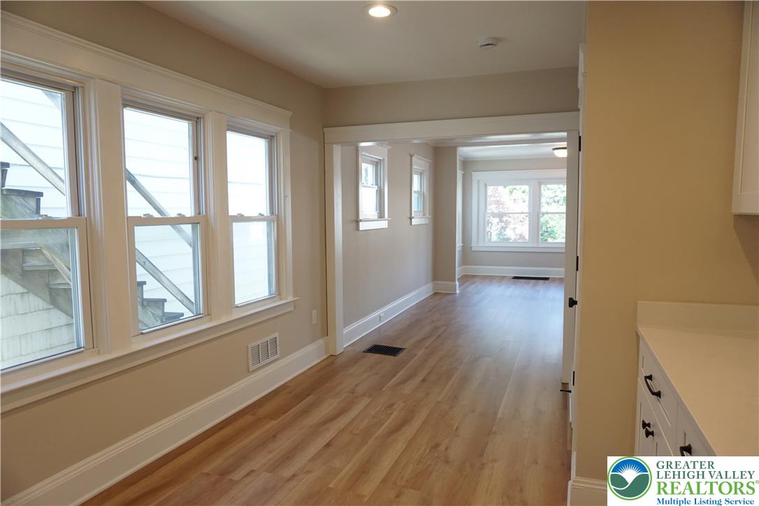 2342 Forest Street Property Photo 10
