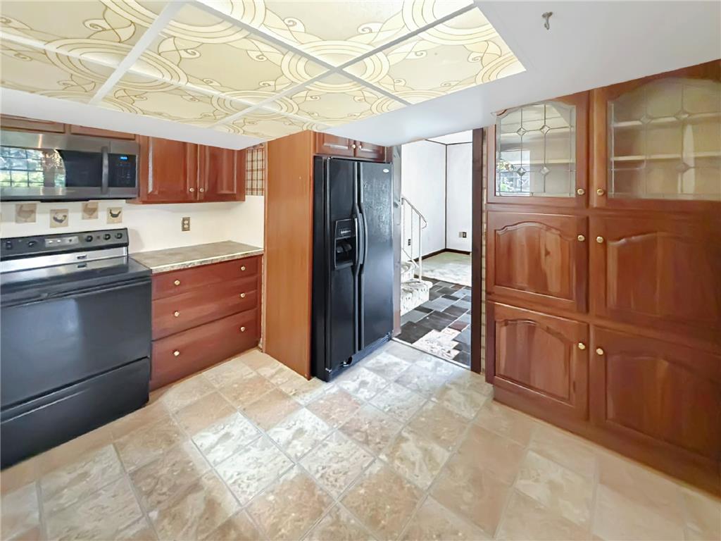 7672 Hilltop Court Property Photo 11