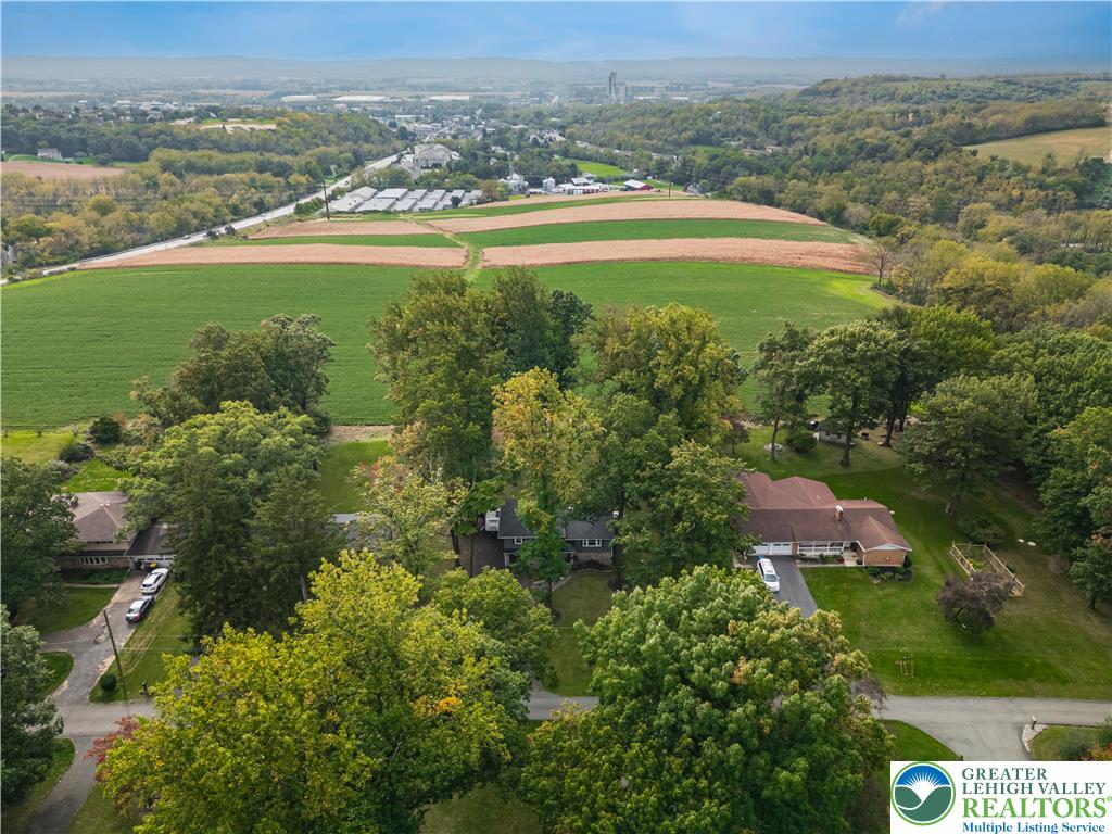 2569 Woods Edge Road Property Photo 36