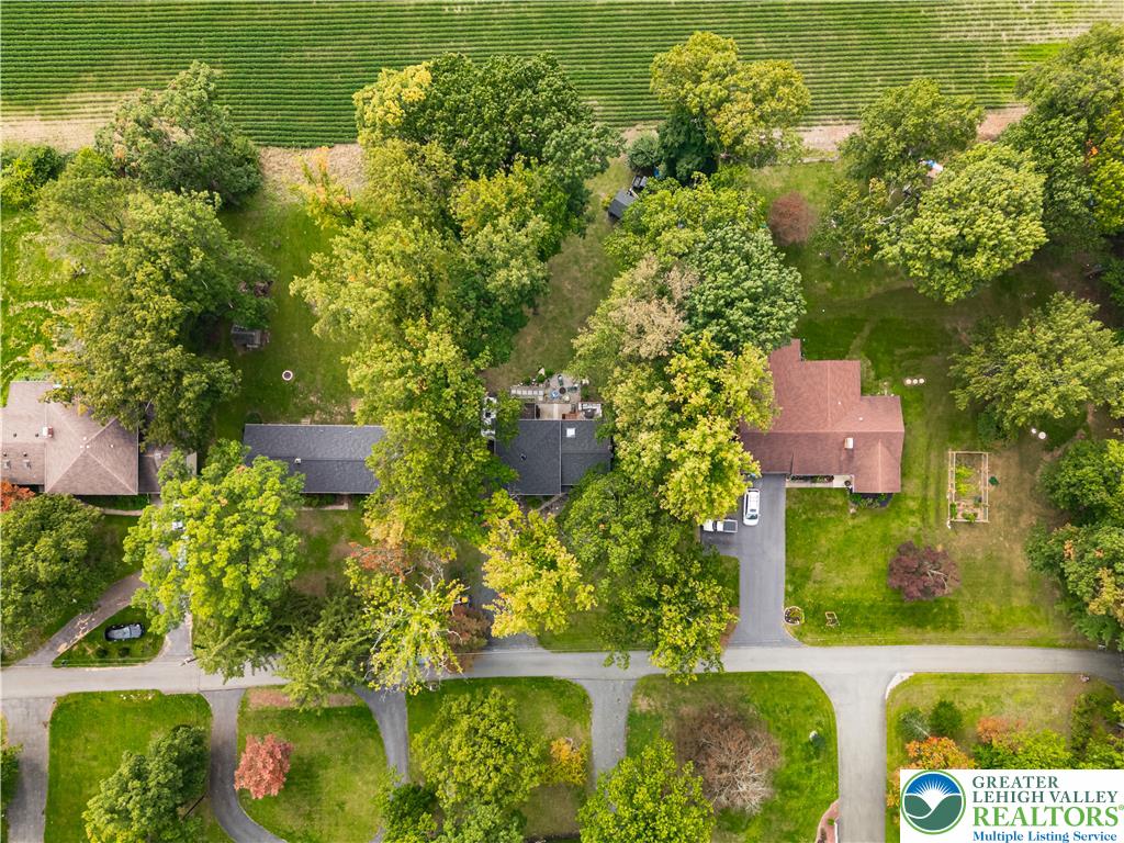 2569 Woods Edge Road Property Photo 37