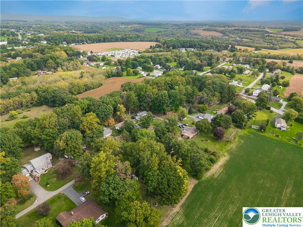 2569 Woods Edge Road Property Photo 39