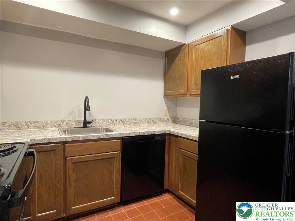 101 Race Street 217 Property Photo 5