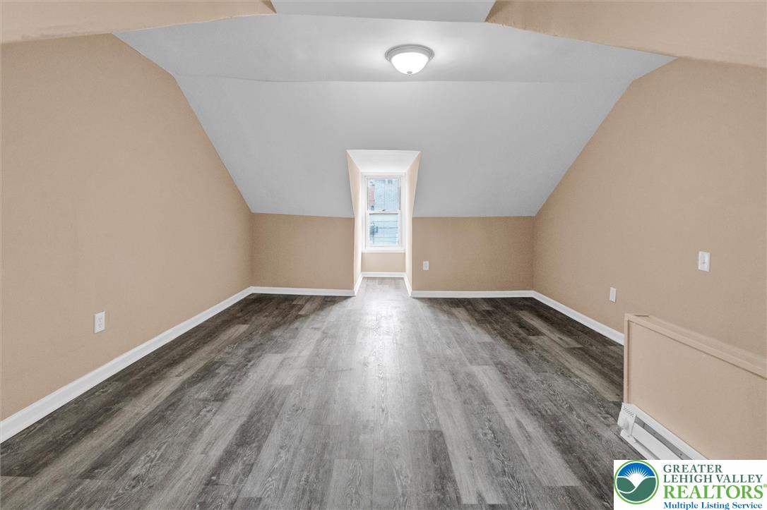 411 Gordon Street Property Photo 12