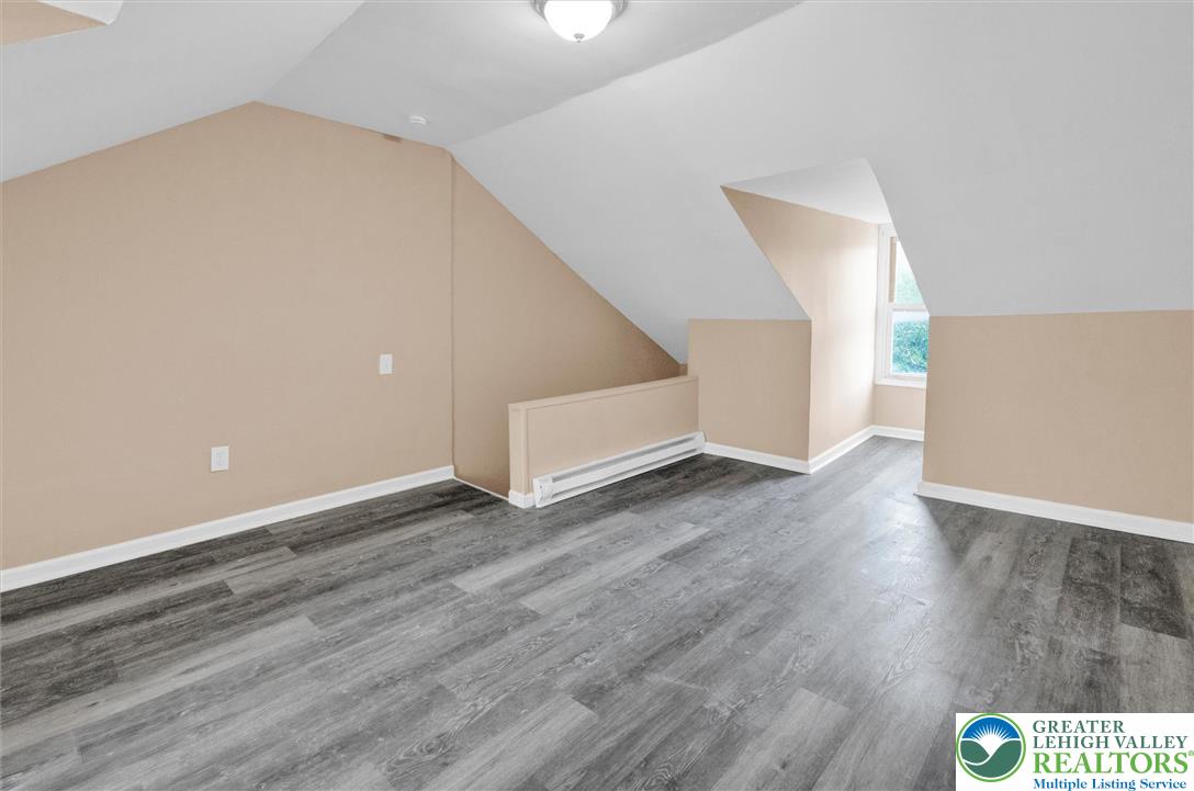 411 Gordon Street Property Photo 13
