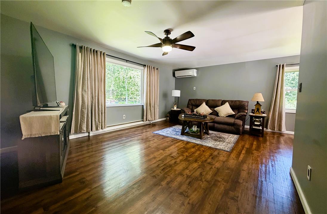 58 White Birch Lane Property Photo 7
