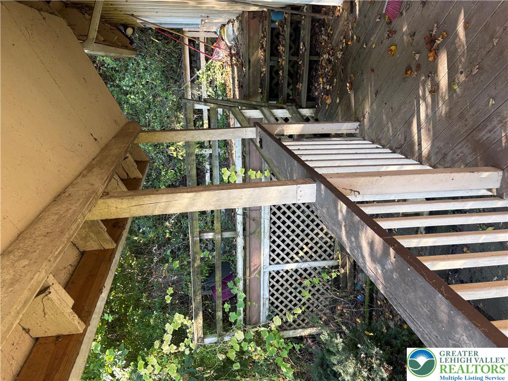 3660 Delaware Drive Property Photo 2
