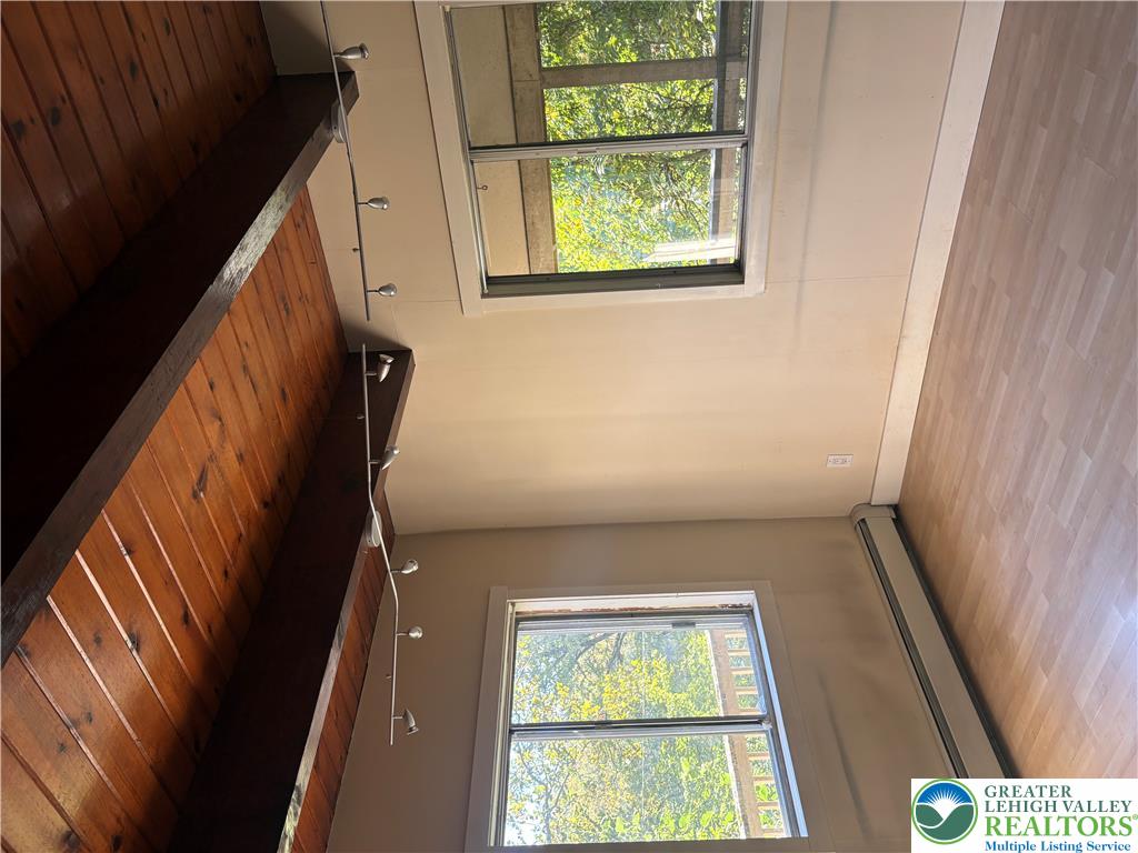 3660 Delaware Drive Property Photo 5