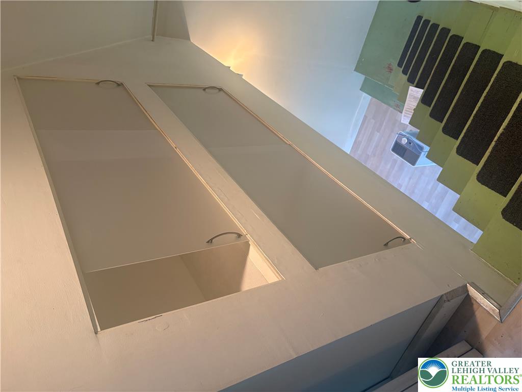 3660 Delaware Drive Property Photo 10