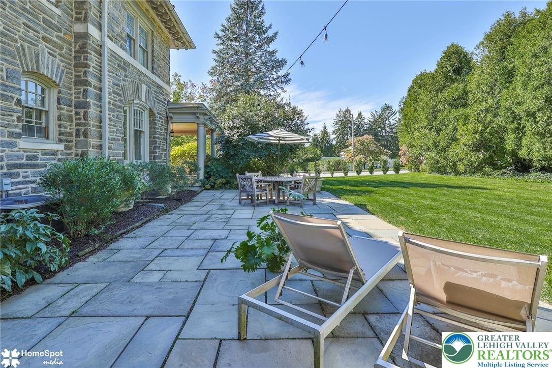 611 Cattell Street Property Photo 19