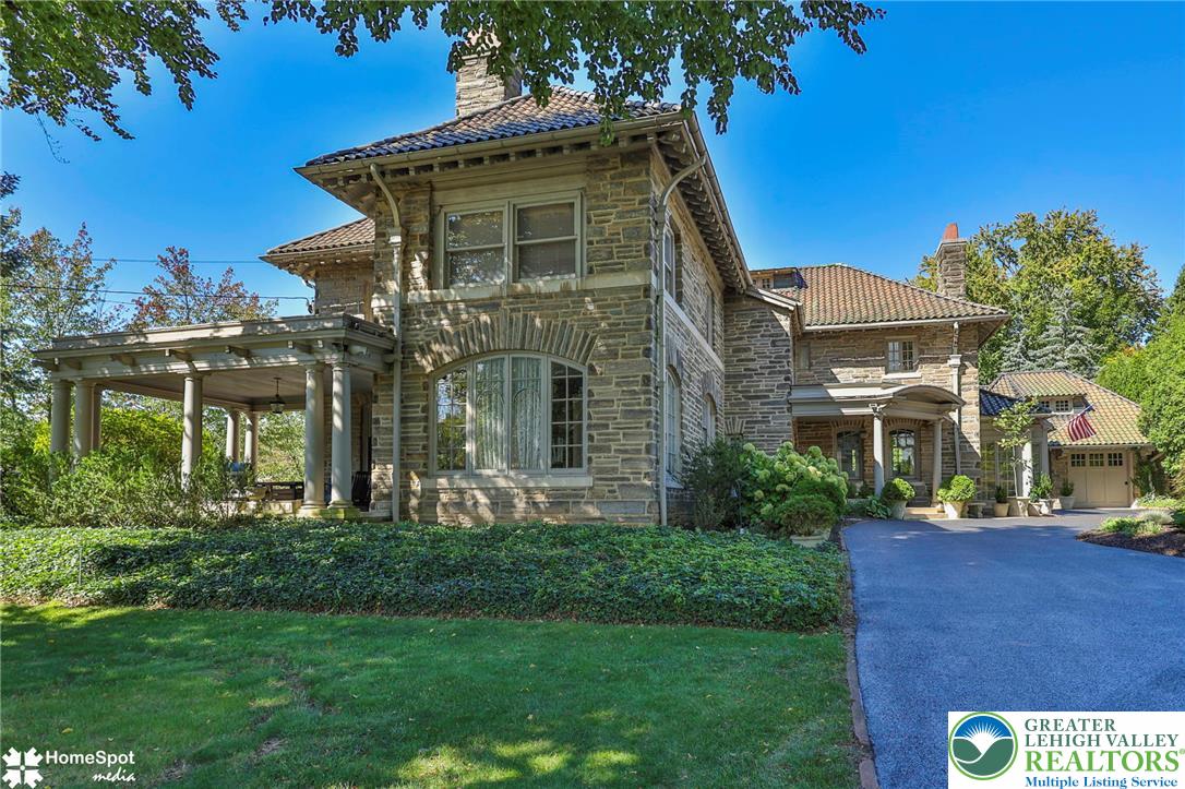611 Cattell Street Property Photo 24