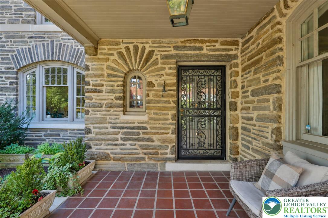 611 Cattell Street Property Photo 27