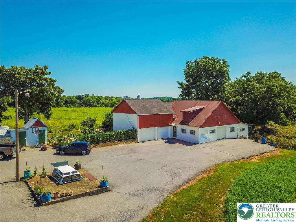 578 Daniels Road Property Photo 11