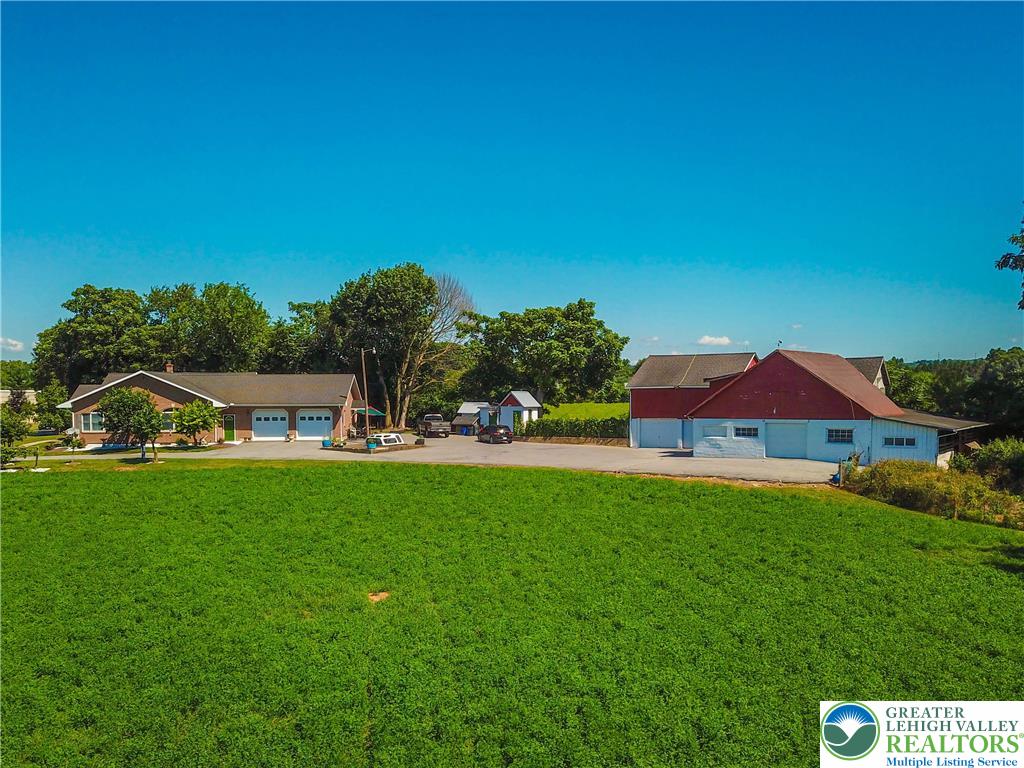 578 Daniels Road Property Photo 14