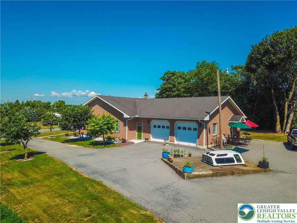578 Daniels Road Property Photo 15