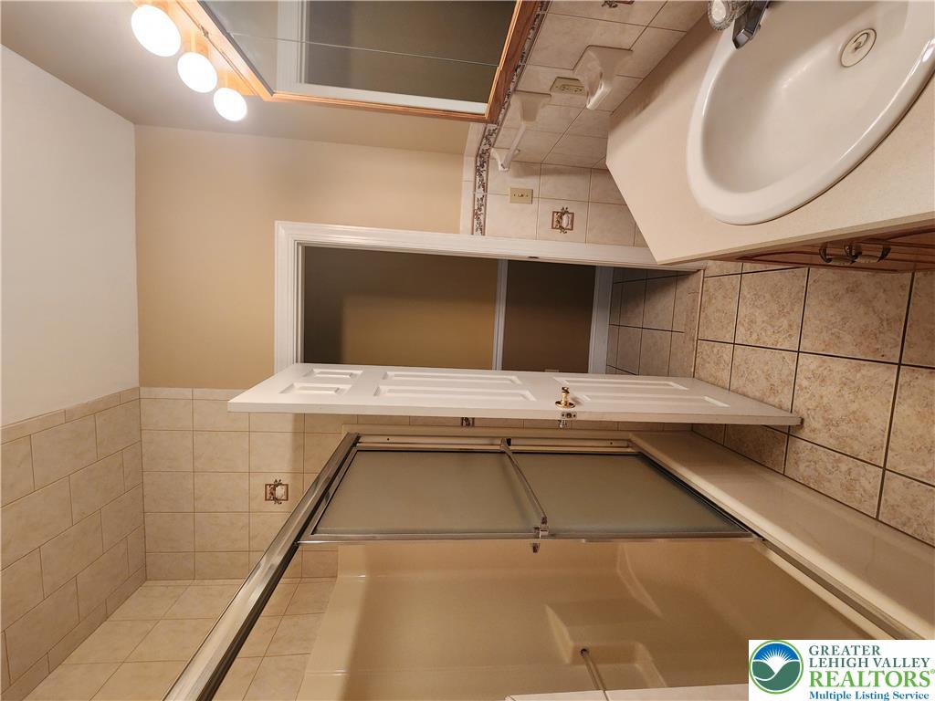 578 Daniels Road Property Photo 29