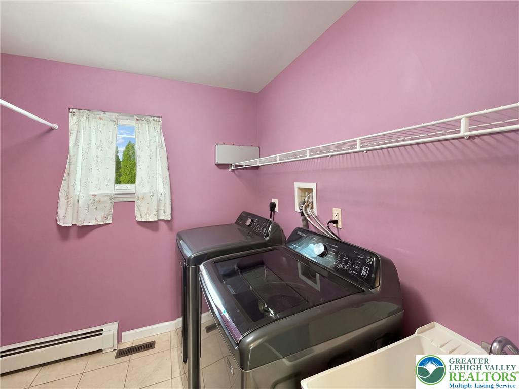 1873 Whitehall Avenue Property Photo 24