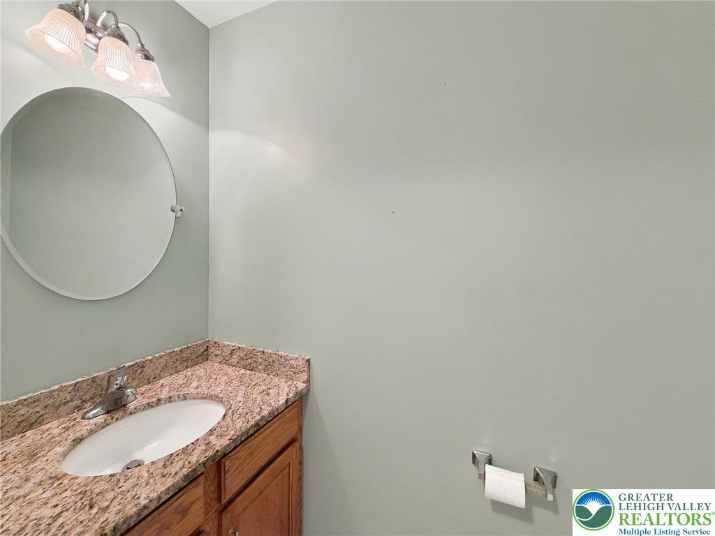 1873 Whitehall Avenue Property Photo 25