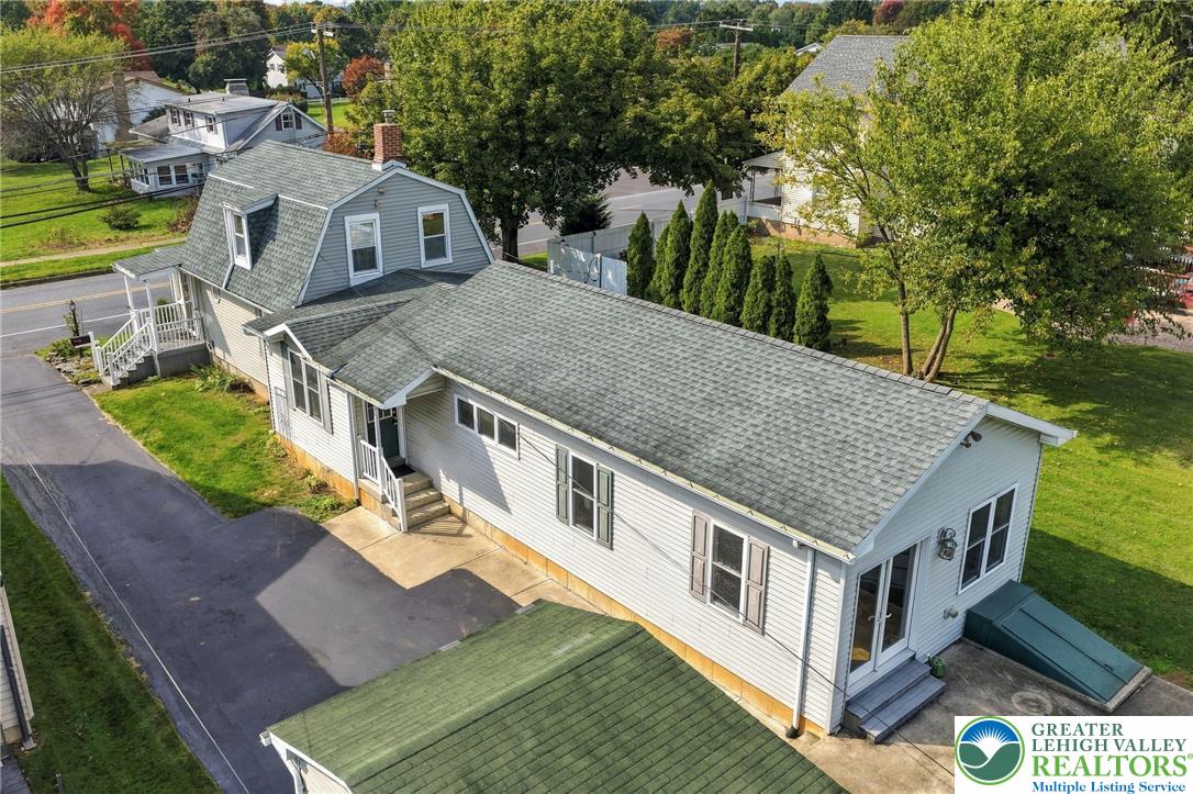 1873 Whitehall Avenue Property Photo 34