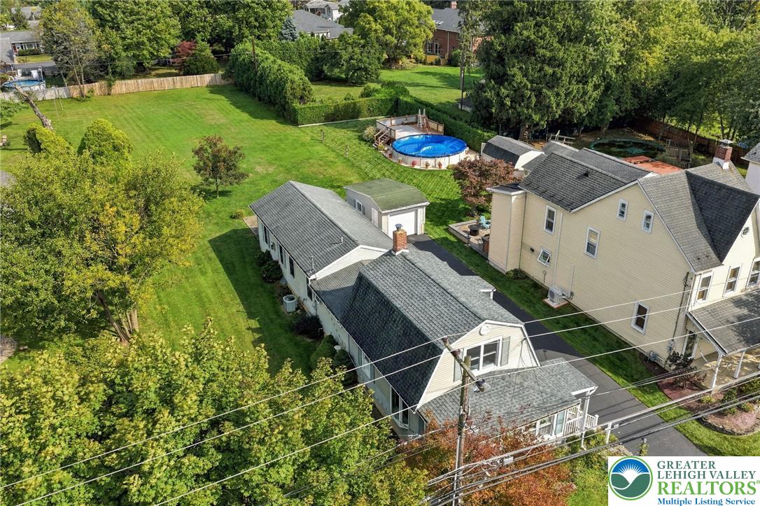 1873 Whitehall Avenue Property Photo 35