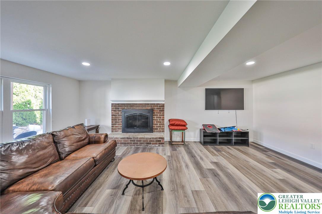 1702 17th Street Property Photo 23