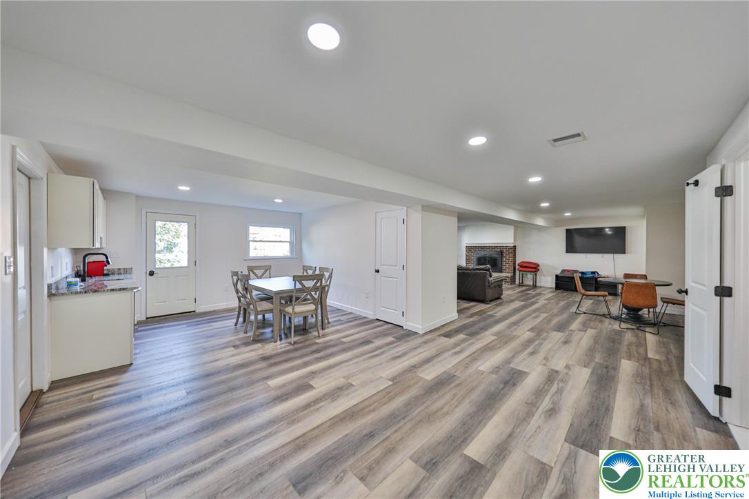 1702 17th Street Property Photo 24