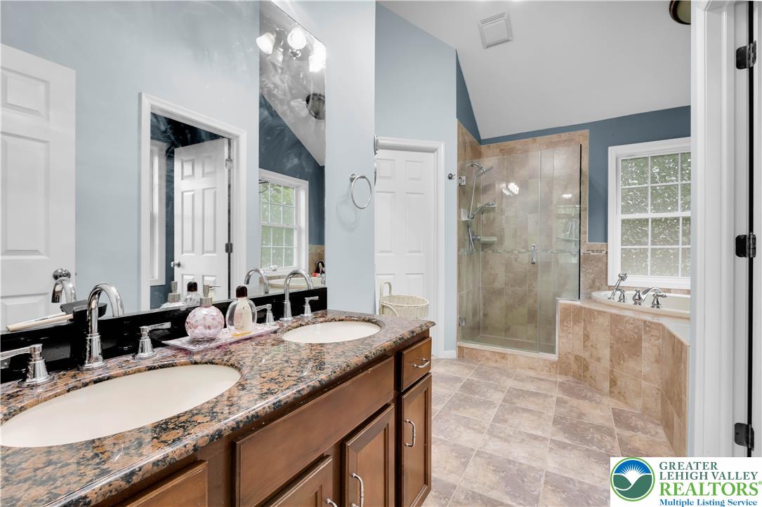 312 Reagan Drive Property Photo 19